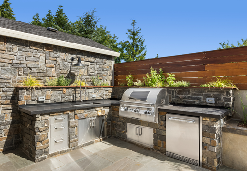 Outdoor Kitchens